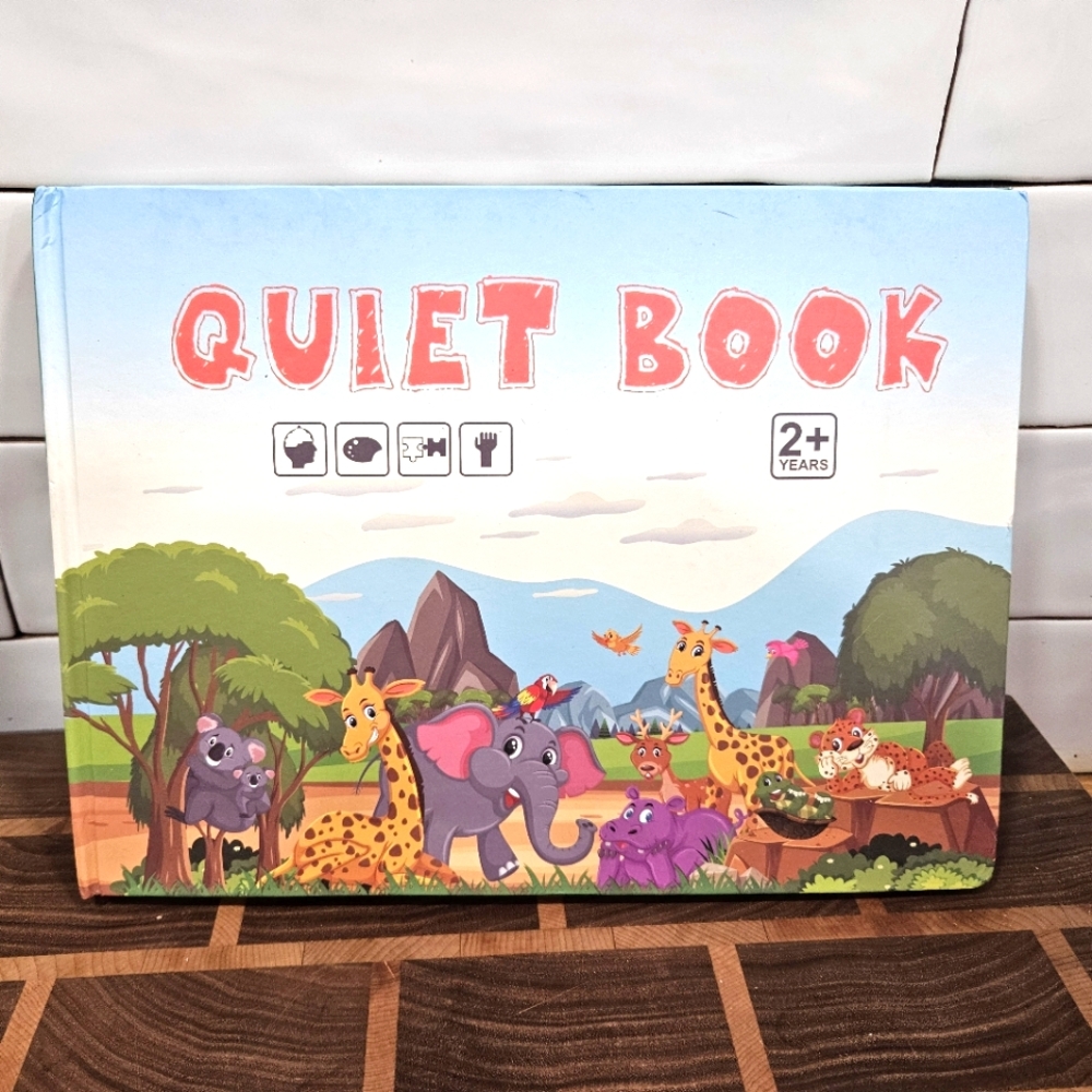 Quiet Montesori Interactive Velcro Matching Farm Book🦖